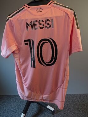 Lionel Messi- Inter Miami #10 Adidas AUTHENTIC Pink Soccer Jersey size mens M